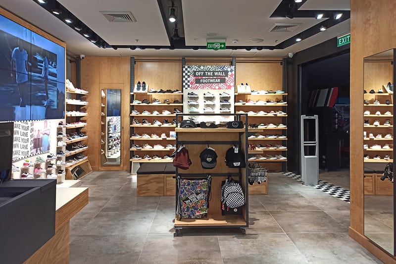 vans shoes park place mall