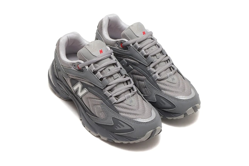 New Balance 725 yang Chunky Tersedia dalam Dua Warna
