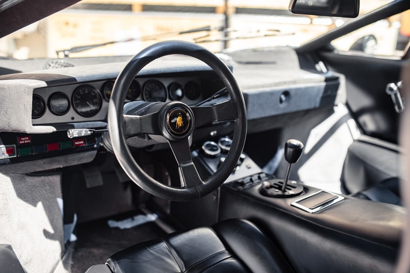 Supercar Legendaris, 1975 Lamborghini Countach LP400 ‘Periscopio’ Siap Dilelang