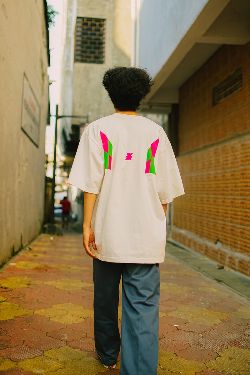 EXtRA Rilis T-Shirt “The Generic Thought”