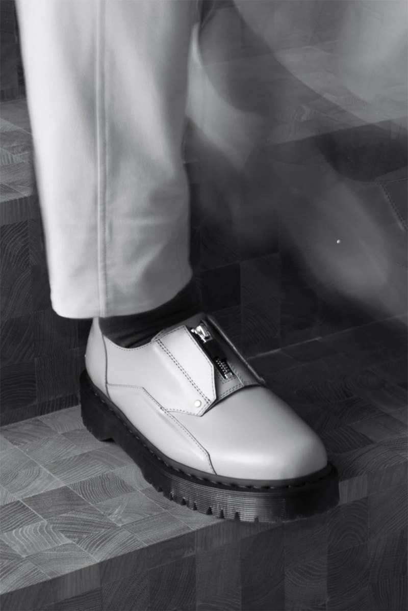 Sentuhan Arsitektural pada  A-COLD-WALL* x Dr. Martens 1461 “Graphite"