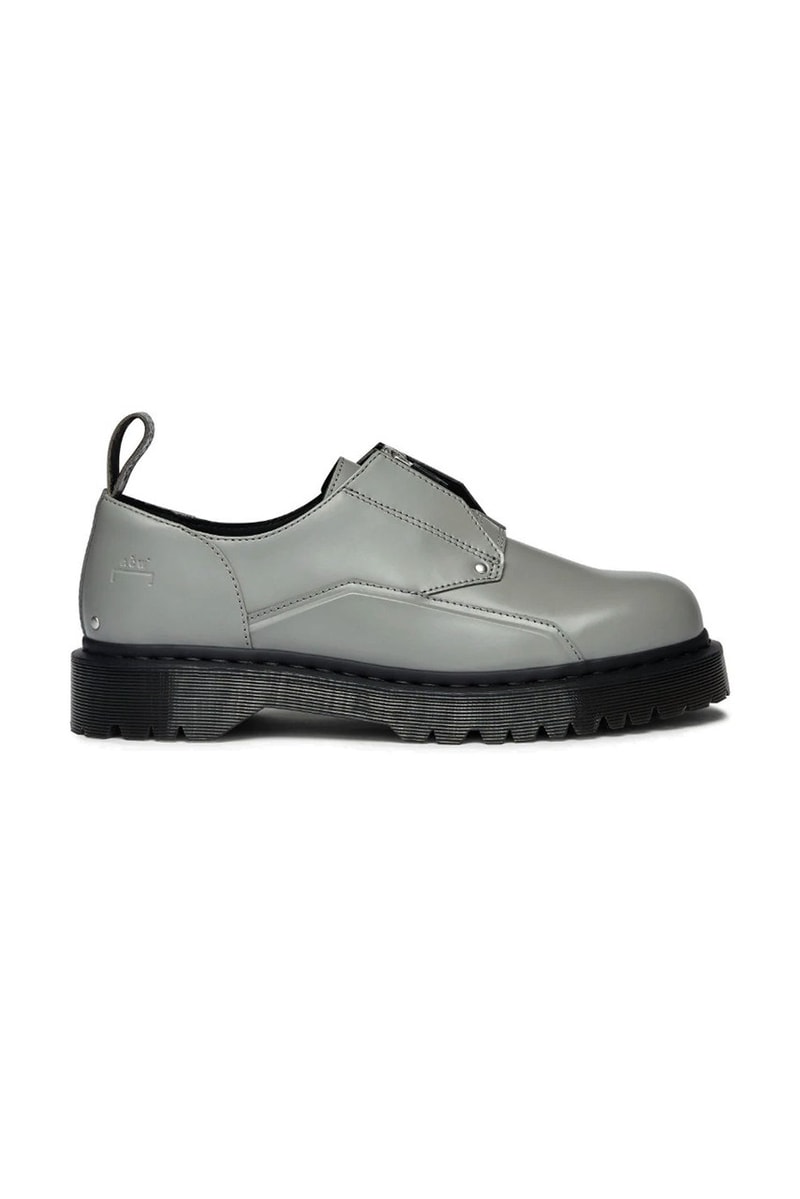 Sentuhan Arsitektural pada  A-COLD-WALL* x Dr. Martens 1461 “Graphite"
