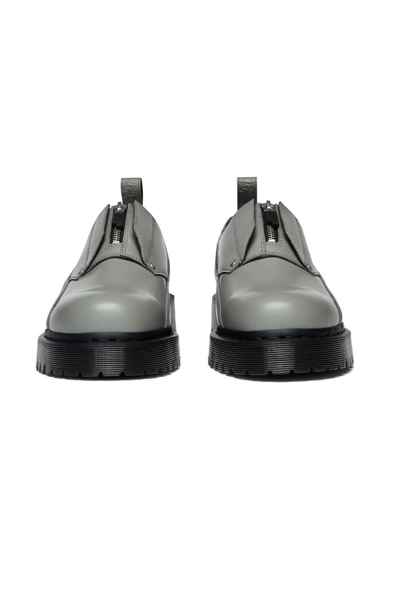 Sentuhan Arsitektural pada  A-COLD-WALL* x Dr. Martens 1461 “Graphite"