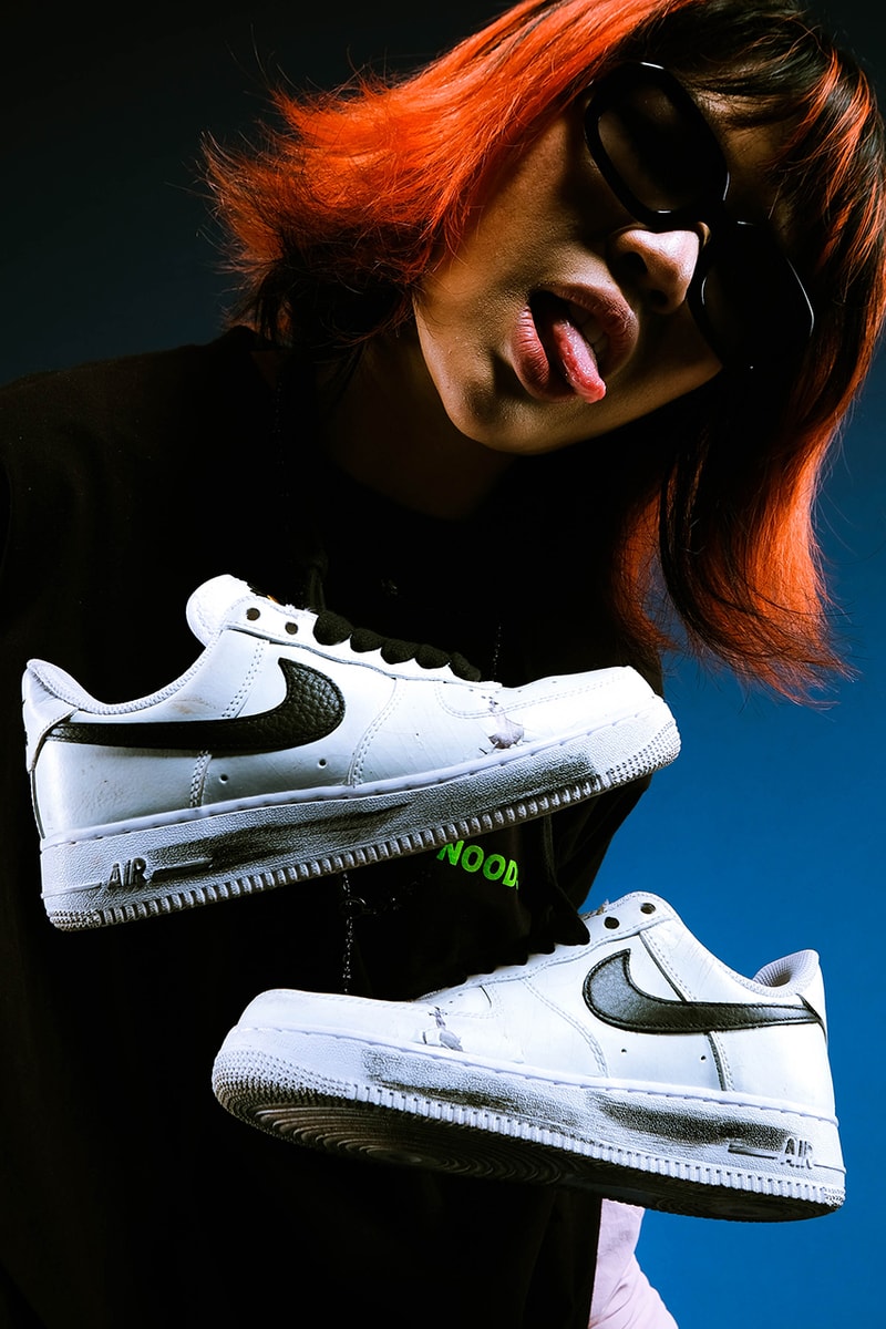 Sole Mates: RAMENGVRL dan Nike Shox R4 TL