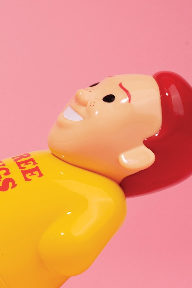 Joan Cornellà dan AllRightsReserved Ngeluarin Mainan Roly-Poly Bernama “Free Hugs”