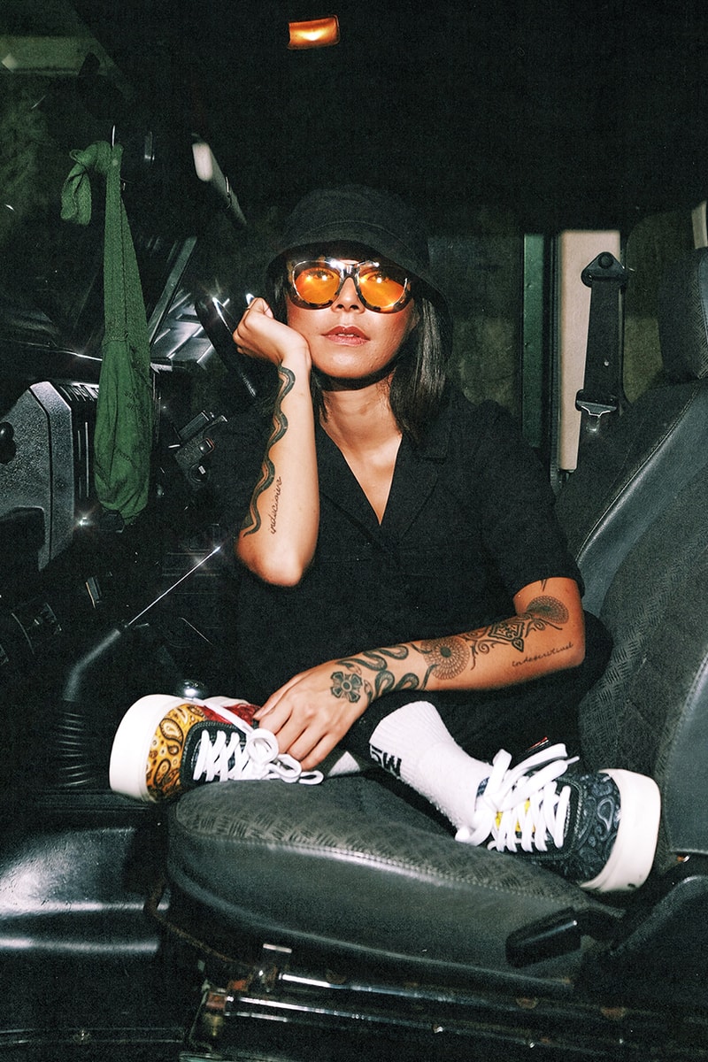Muffin dan BURU STUDIO Rilis Koleksi Sneakers Paisley