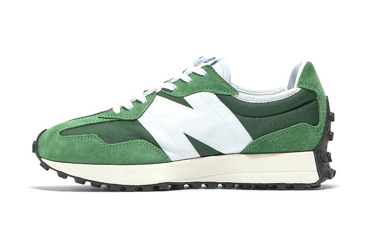 New Balance Rilis Versi Terbaru 327 dengan Kombinasi Warna Hijau dan Putih