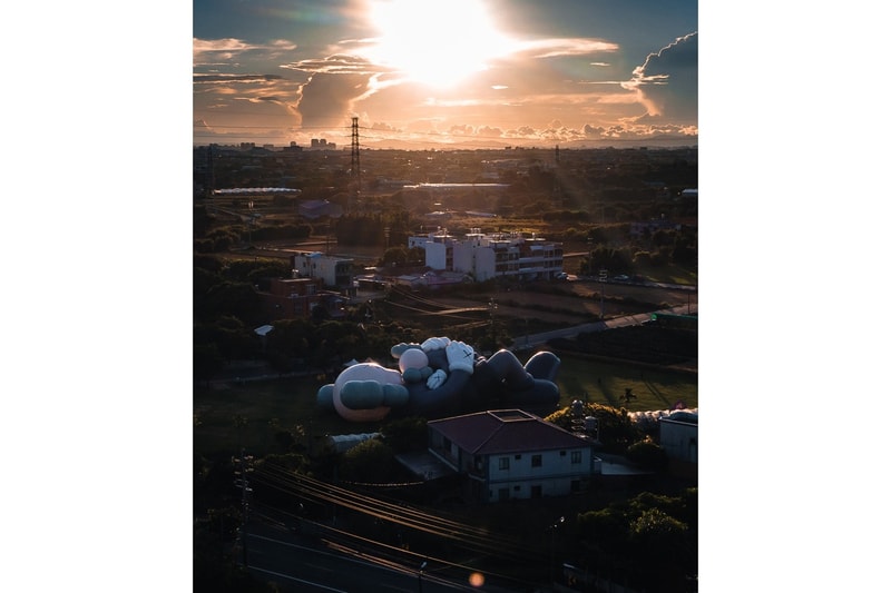 Pemberhentian Ketujuh “KAWS: HOLIDAY” di Singapura