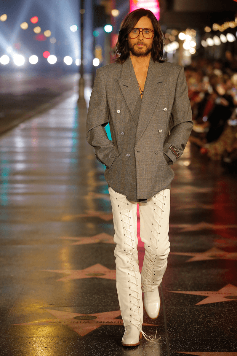 Gucci Hadirkan Old Hollywood Vibe di Runway ‘Love Parade’