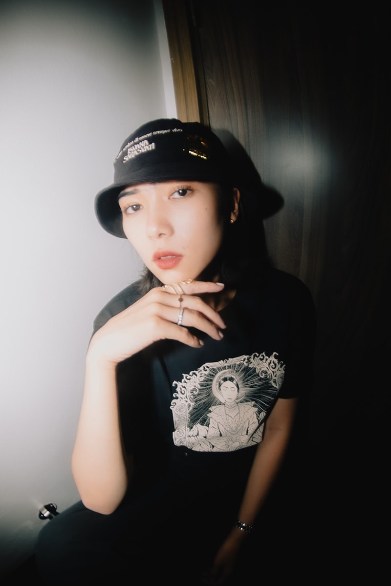 Isyana Sarasvati Rilis Koleksi Merchandise Perdana