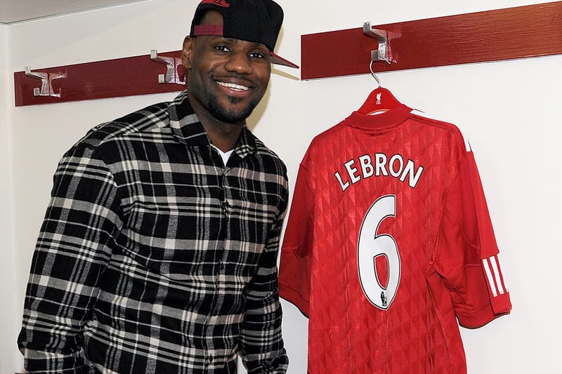 Nike Berencana Bikin Koleksi LeBron James x Liverpool