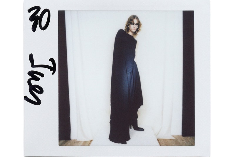 Balenciaga Luncurkan Koleksi Fall 2022 Berjudul "The Lost Tape"