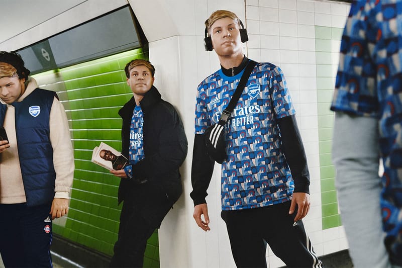 Arsenal dan adidas Berkolaborasi Dengan Transport For London Merilis Jersey Pre-Match