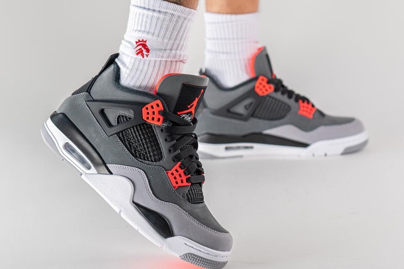 Berikut On-Feet Looks dari Air Jordan 4 “Infrared”