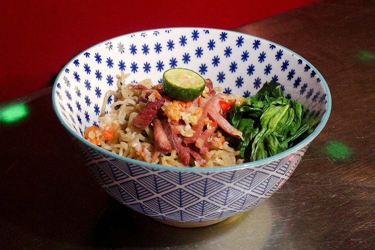 DEMIE BAKMI dan Ade Putri Bikin Menu Spesial di ZODIAC Kitchen