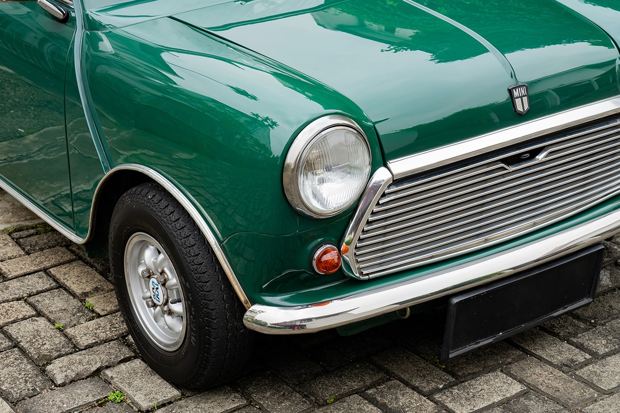 DRIVERS: Jujuk Margono dan Morris MINI MK3 Tahun 1976