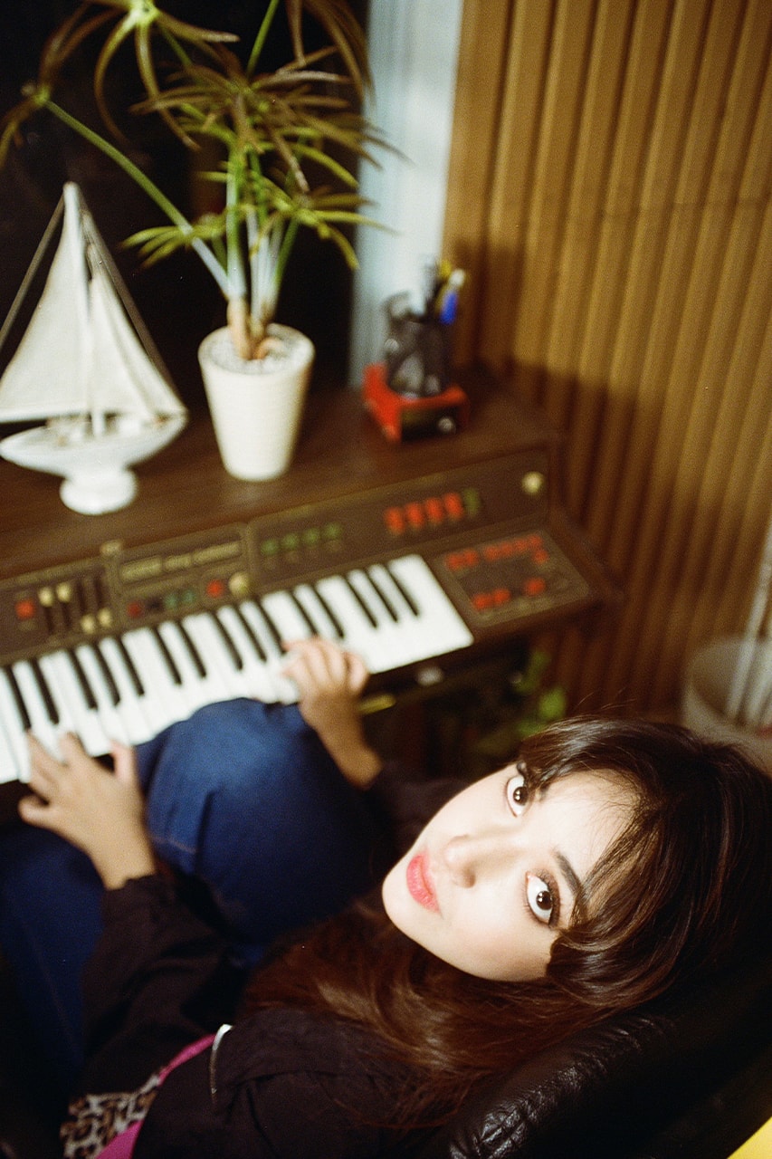 Rasya Angkat Vibe Folk Musik yang Intim lewat Single "Doux Escape"