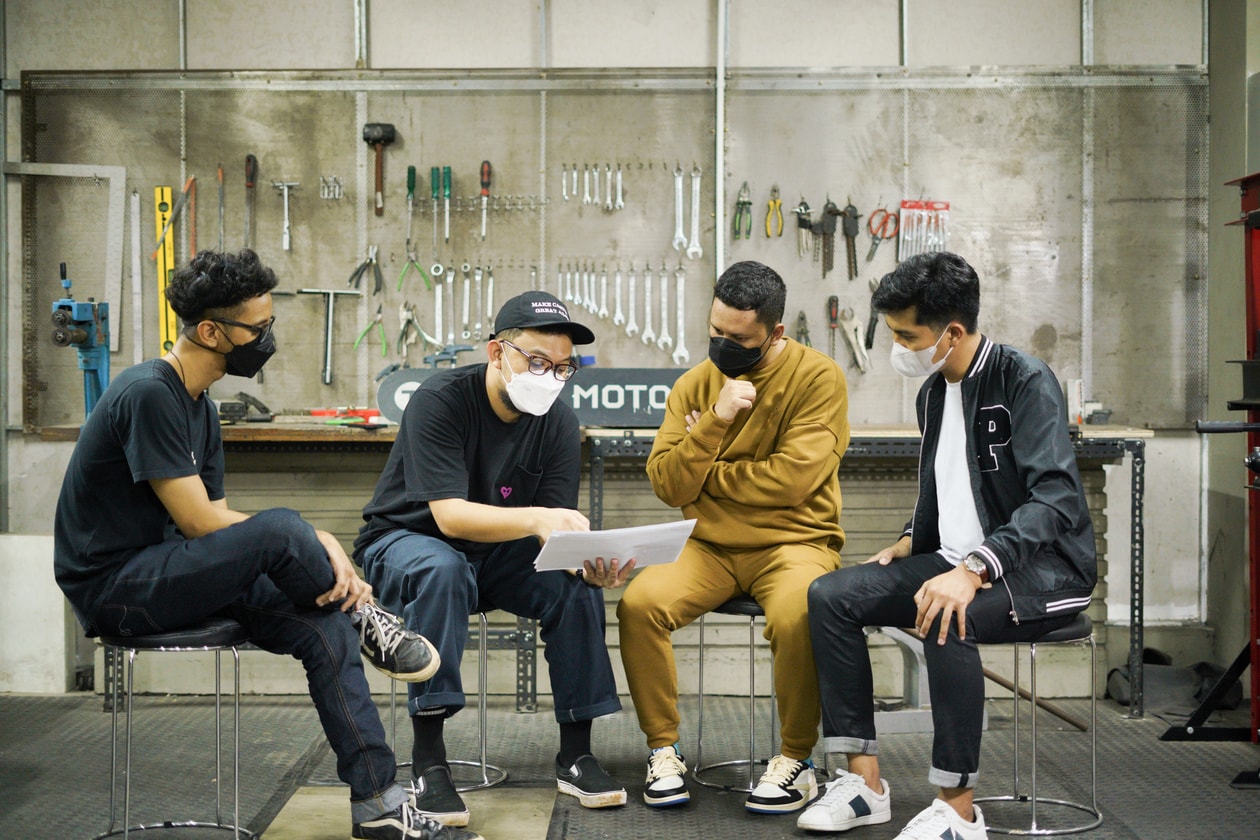 Thrive Motorcycle x Prepp Studio Merilis Vespa Custom Edisi Spesial