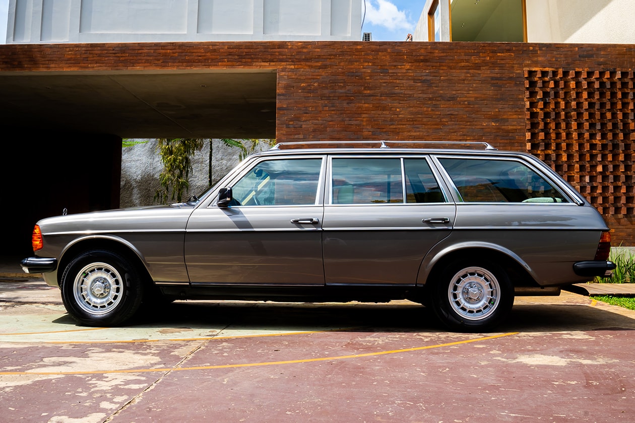 DRIVERS: Ditho Sitompoel dan Mercedes-Benz W123 230TE Tahun 1985