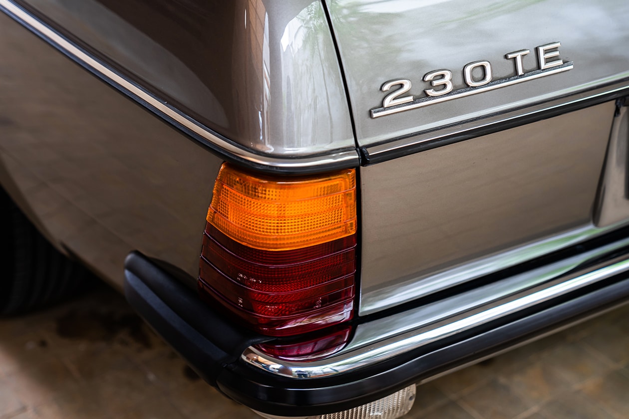 DRIVERS: Ditho Sitompoel dan Mercedes-Benz W123 230TE Tahun 1985