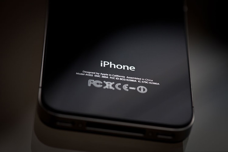 Seorang Mantan Apple Engineer Ngasih Bocoran Prototype “iPod Phone”