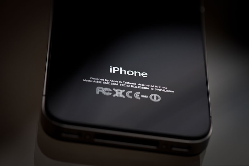 Seorang Mantan Apple Engineer Ngasih Bocoran Prototype “iPod Phone”