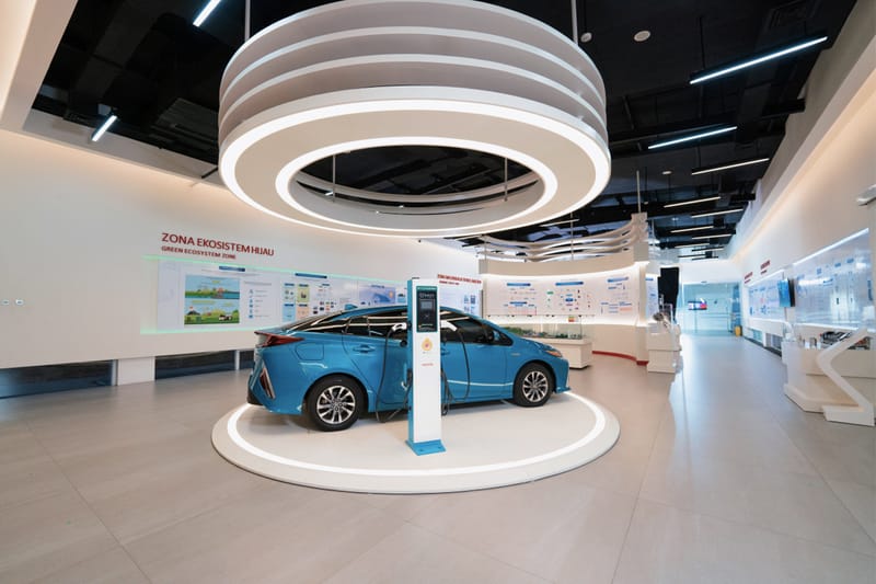 Toyota Resmikan Fasilitas Learning Center Mobil Listrik di Karawang, xEV Center