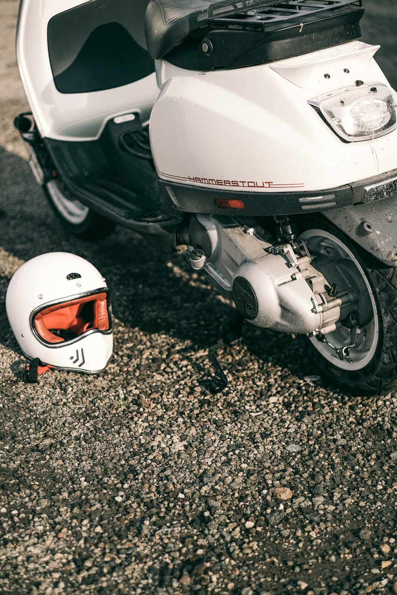 Hammerstout dan Vespuci Rilis Vespa LX Custom Lewat Capsule "Forscher"