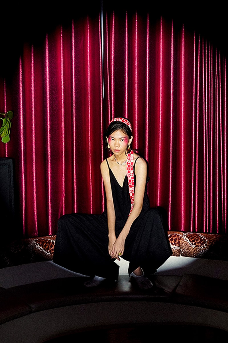 space& Rilis Debut Collection Unisex '01 Armchair& Foliage'