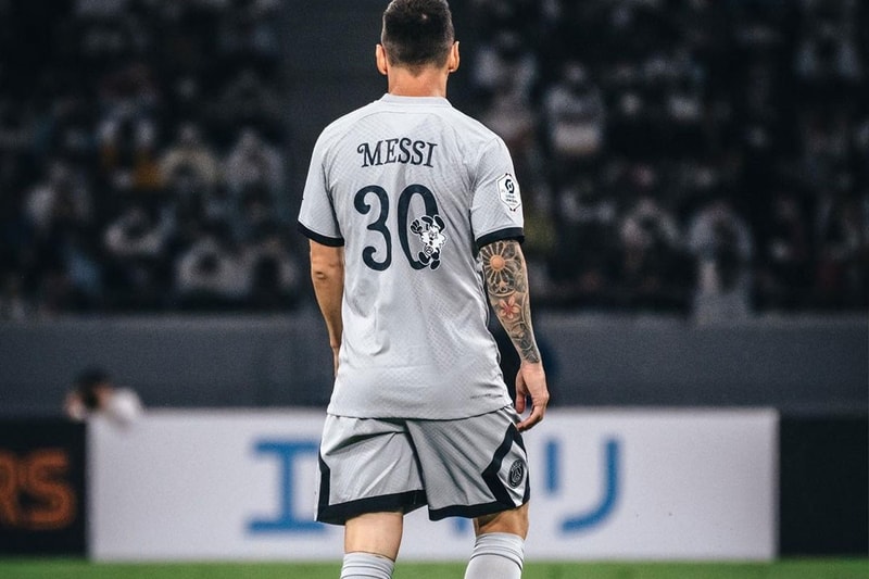 Paris Saint-Germain dan VERDY Hadirkan Custom Away Jersey Spesial