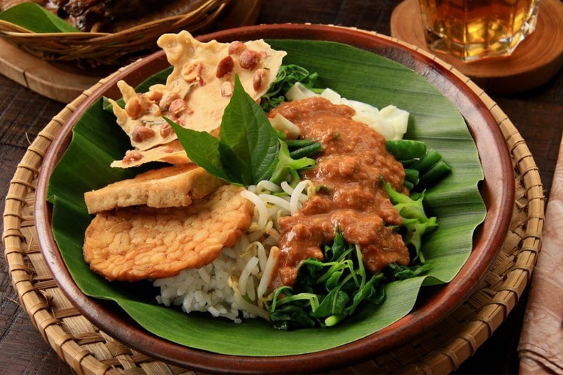 Pecel dan Gado-Gado Masuk Daftar "50 Best Salads" Sedunia