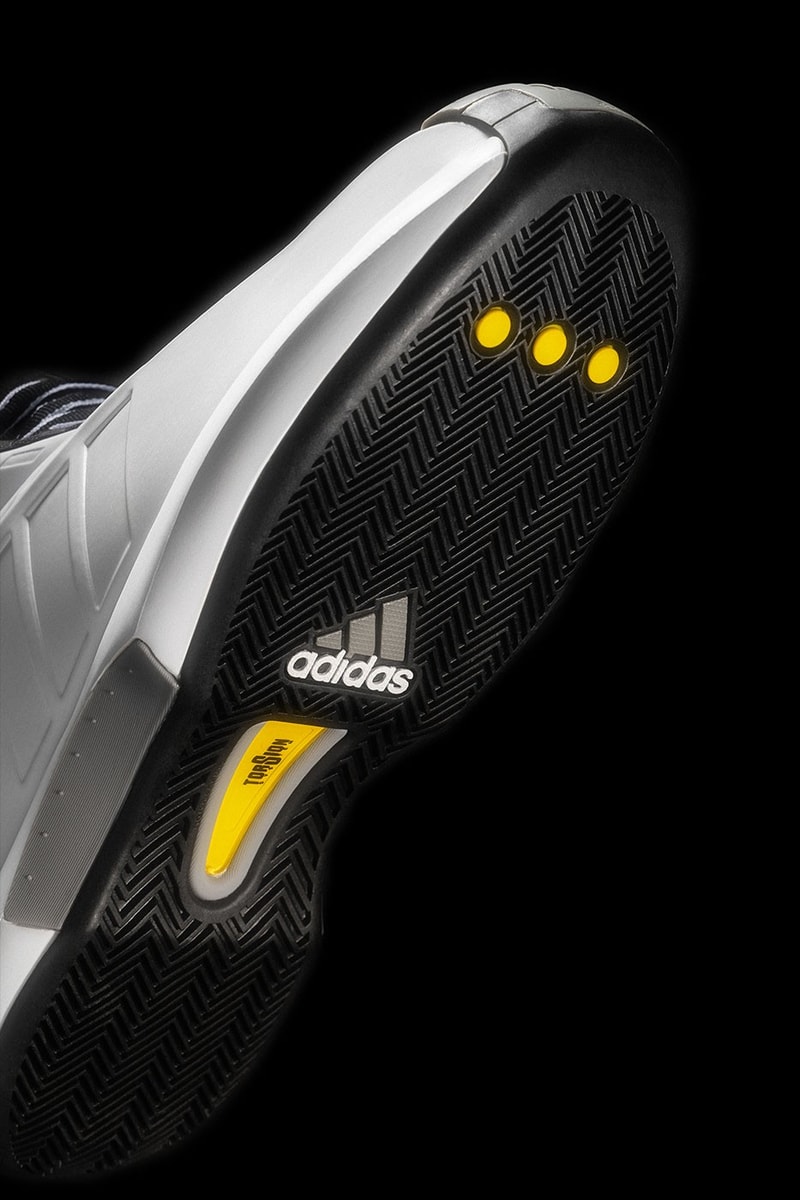 Adidas Crazy 1 Hadir dengan Colorway “Stormtrooper”