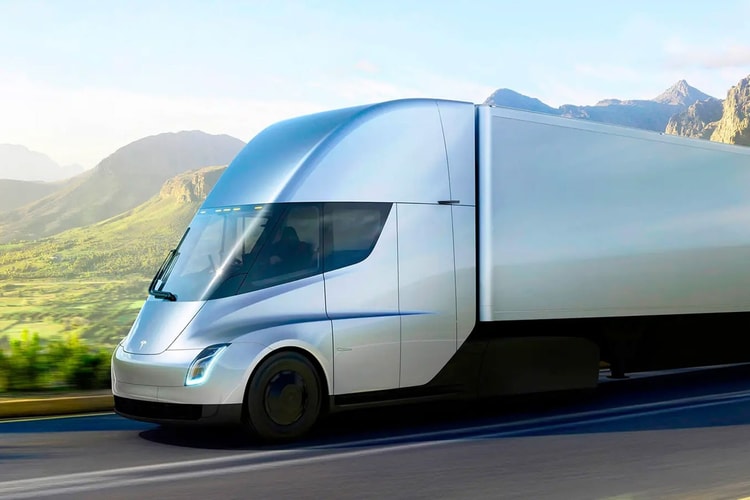 Elon Musk Berjanji Tesla Semi Truck akan Hadir Tahun Ini