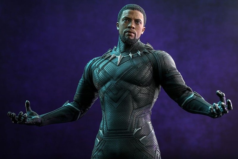 First Look Hot Toys Black Panther 1:6 Generasi Pertama