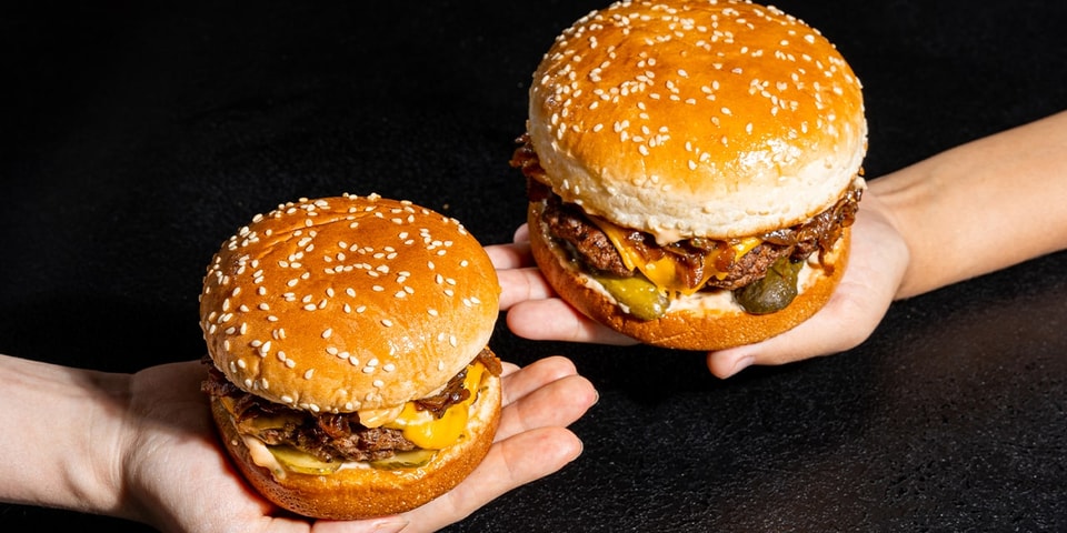 Lawless Burgerbar Rayakan 5 Year Anniversary lewat 'Junior Burgers'