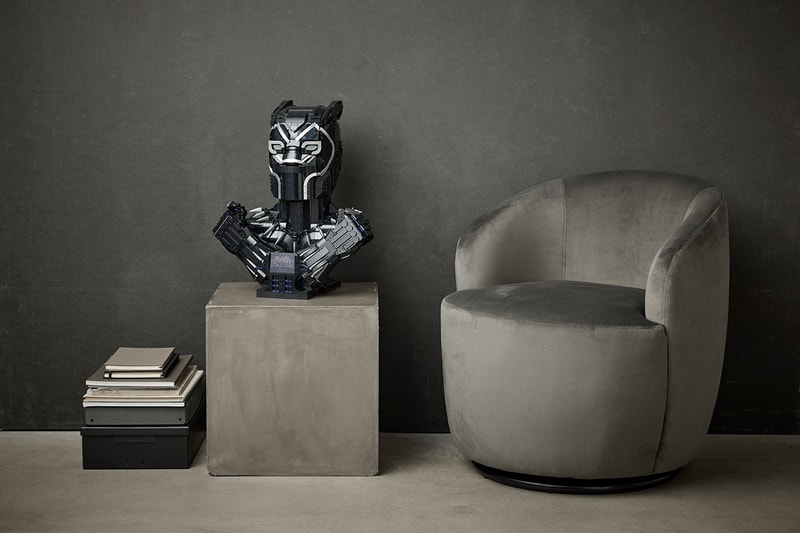 Black Panther Hadir dalam Life-Size Bust LEGO 