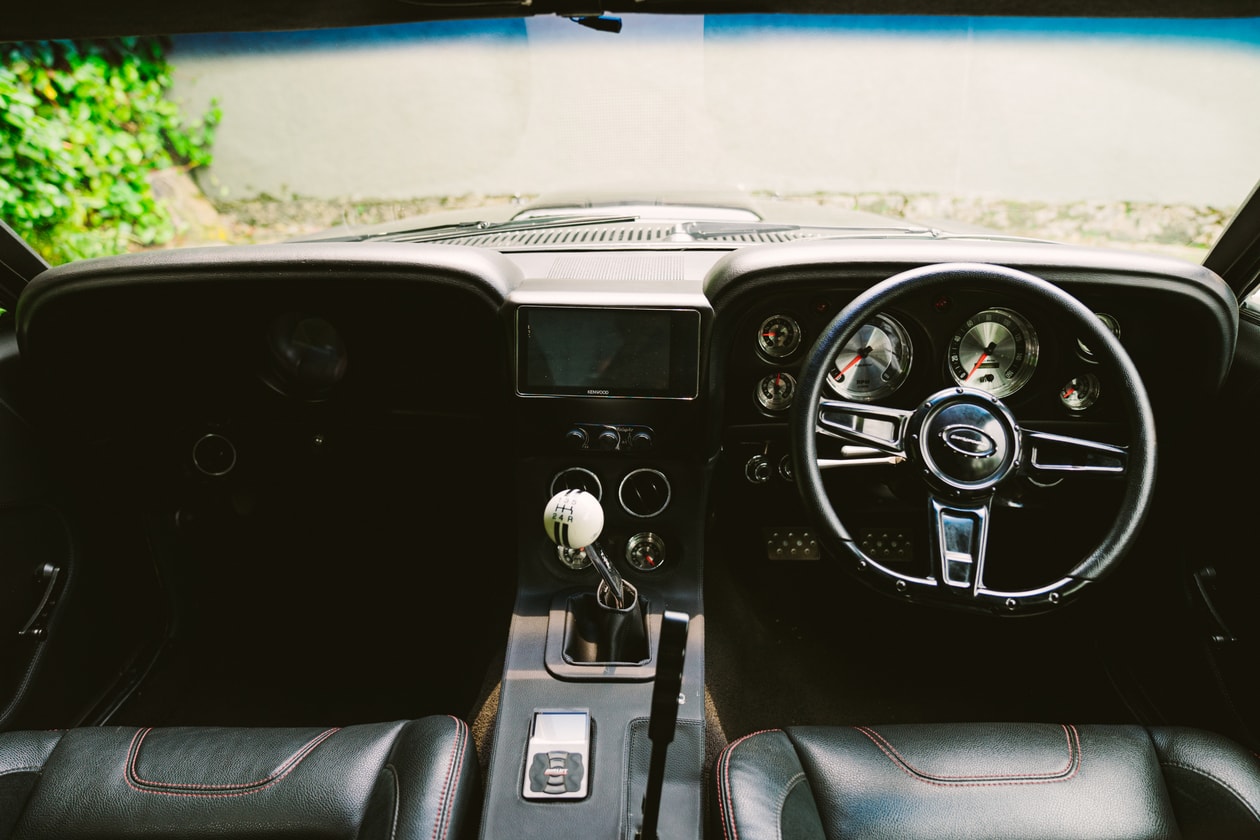 DRIVERS: Boy dan Ford Mustang Mach 1 Tahun 1969