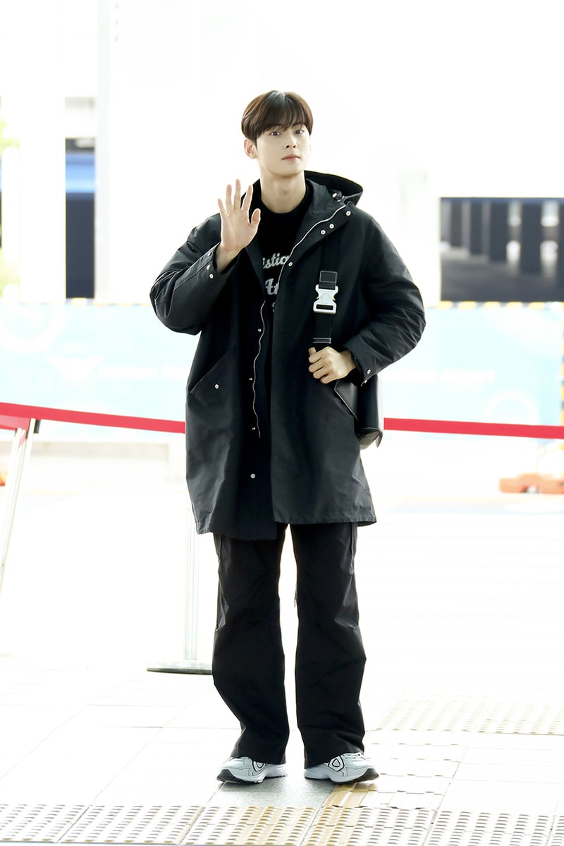 Tampilan Dior Fashion Airport dari Jisoo & Cha Eun Woo