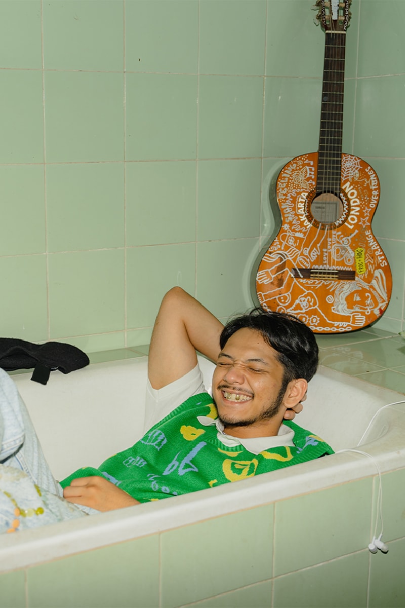 Bertjorak Rilis “KNITNOTE: A THREAD OF TUNES” Bareng Basboi