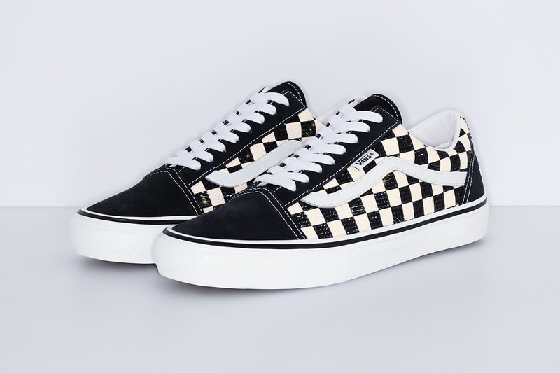 Cek Supreme x Swarovski x Vans Old Skool Berikut Ini