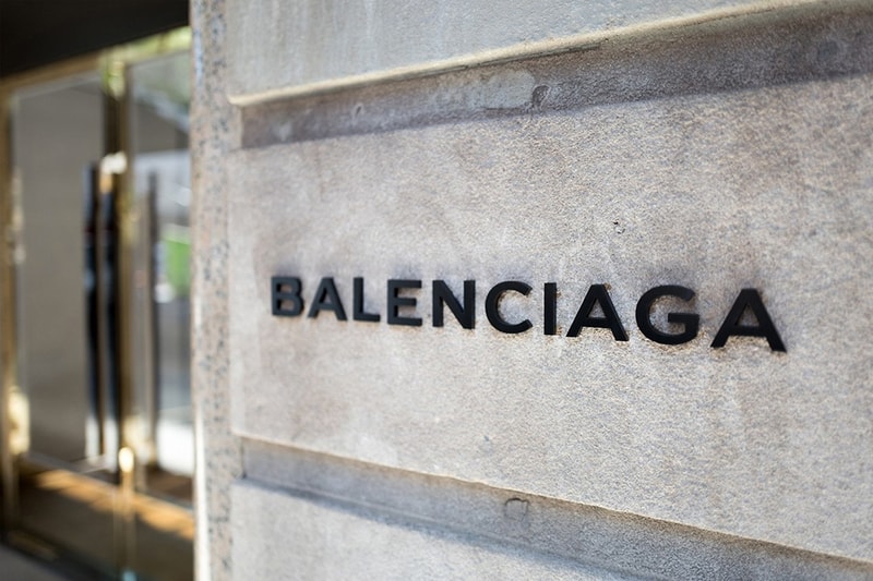 Balenciaga Keluar dari Twitter