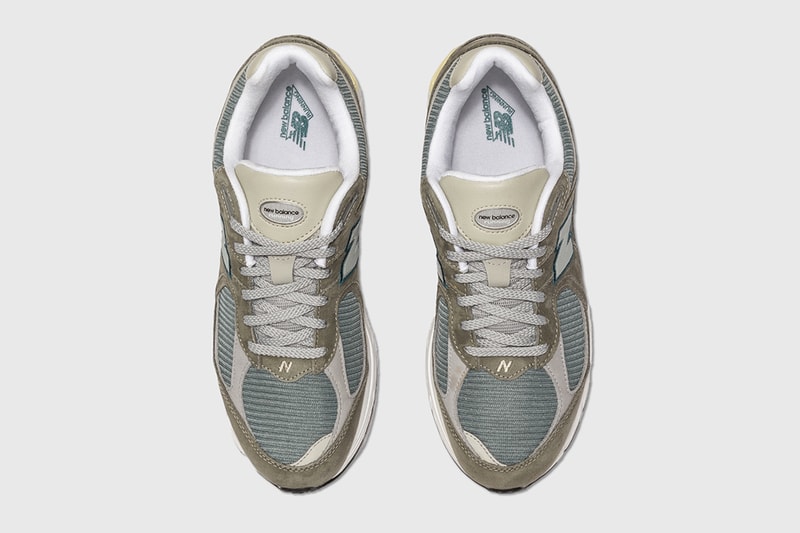 HBX Exclusive Giveaway New Balance 2002R "Mirage Grey" dan "White"
