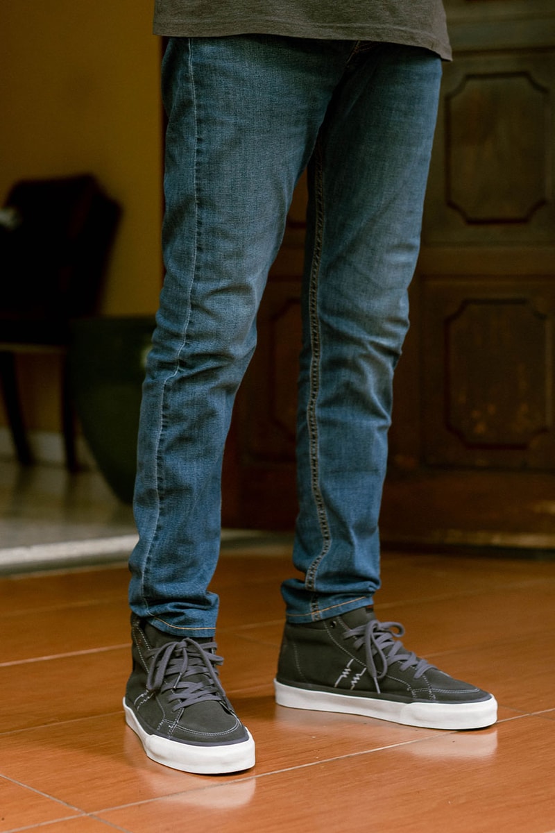 Beazt Ajak God Bless untuk Rilis Sneakers “Srigala Jalanan”
