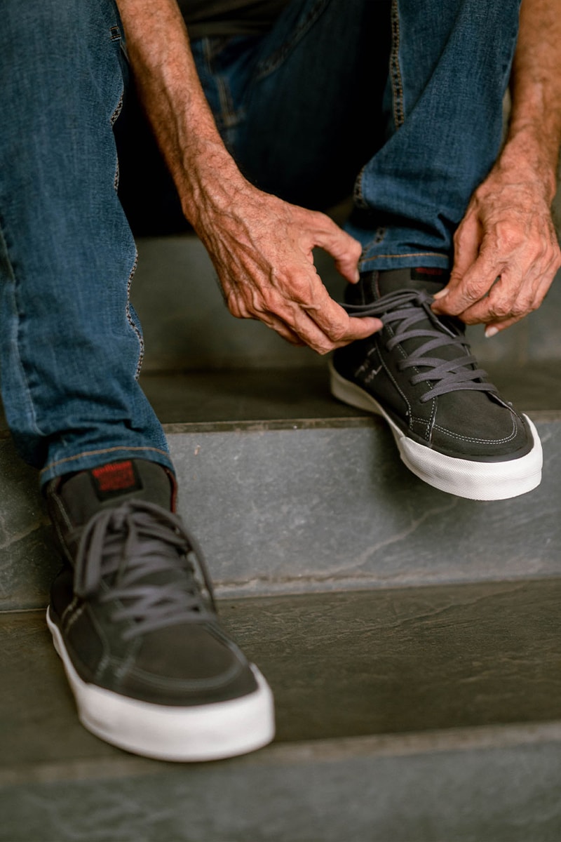 Beazt Ajak God Bless untuk Rilis Sneakers “Srigala Jalanan”