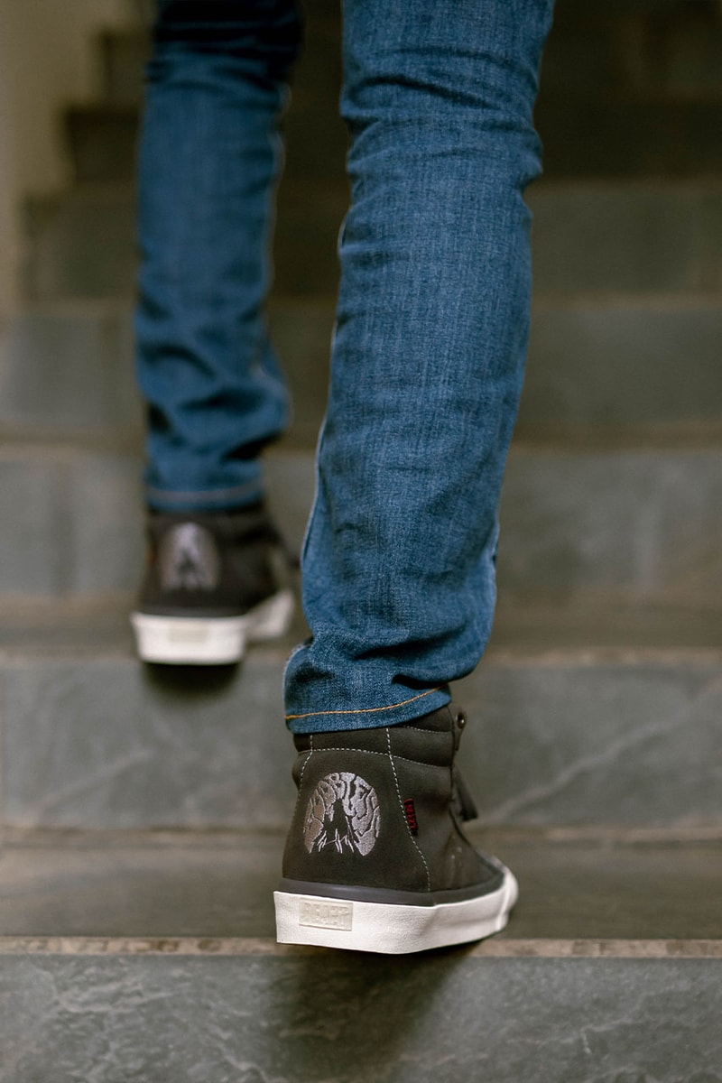 Beazt Ajak God Bless untuk Rilis Sneakers “Srigala Jalanan”