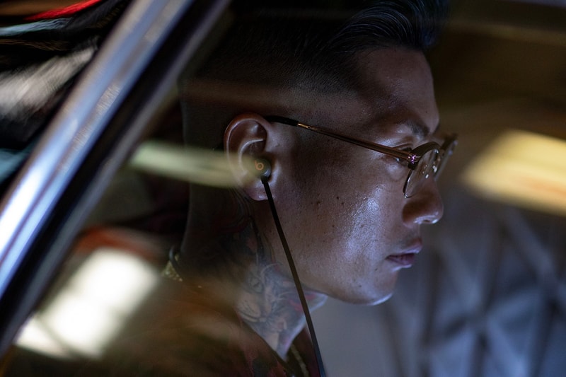 WACKO MARIA Persembahkan Beats Flex Earphone Leopard-Print