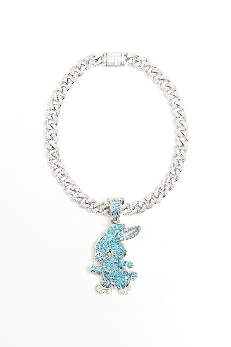 Jiwon Choi Membuat Custom Jewelry untuk NewJeans