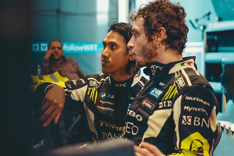 Sean Gelael Satu Tim Bareng Valentino Rossi di Dubai 24 Hours