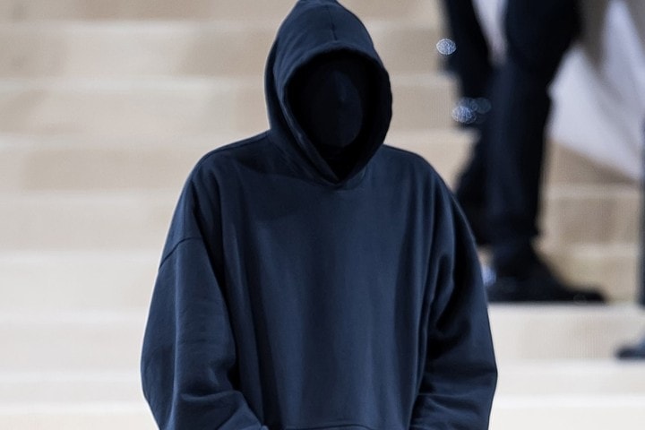 Demna Berikan Komentar Atas Kontroversi Balenciaga