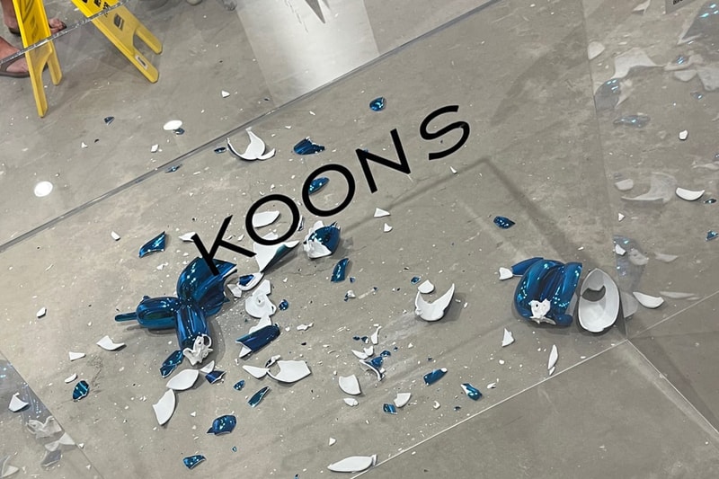 Patung Balloon Dog Bikinan Jeff Koons, Hancur di Miami Art Fair